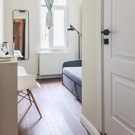 Minimal Studio Flat Near Moda Shore In Kadikoy Apartament