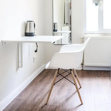 Minimal Studio Flat Near Moda Shore In Kadikoy *